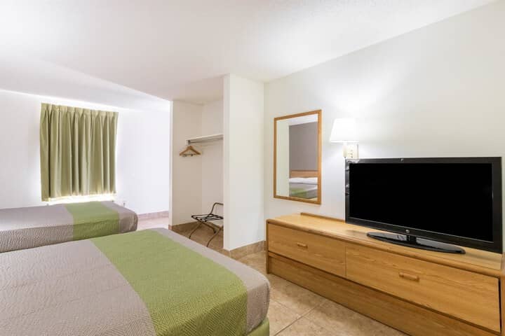 Room 19 of 30